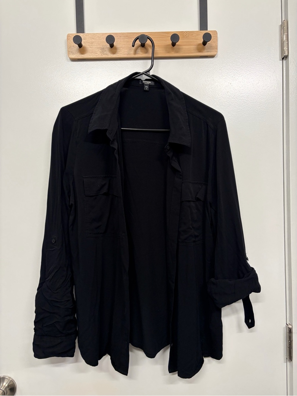 Express Women's Portofino Black Button-Front Lightweight Blouse